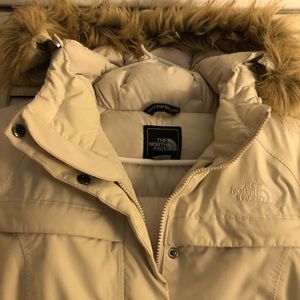 ❄️The North Face down parka❄️